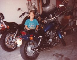 Garage_MotorCycles_001